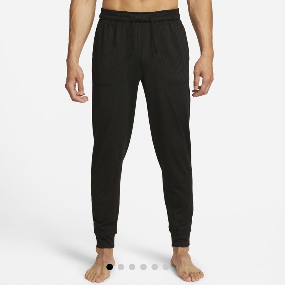 Nike Yoga Men's Dri-FIT Joggers in black - size M